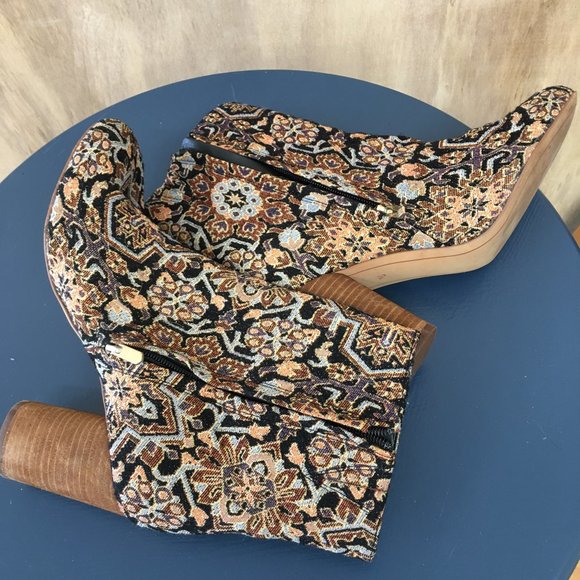 Boho Patterned Booties - Picture 4 of 4